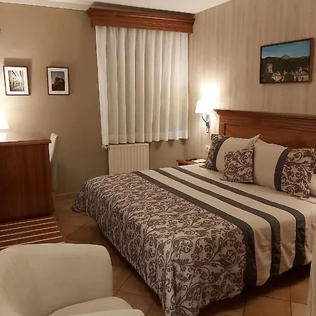 Hotel-restaurante La Quadra Macanet De Cabrenys