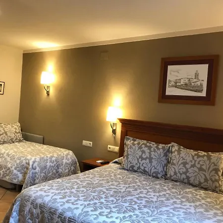Hotel-restaurante La Quadra Ξενοδοχείο Maçanet de Cabrenys