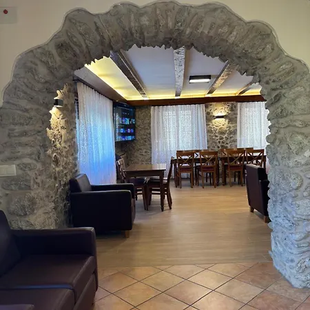 Hotel-restaurante La Quadra 3*