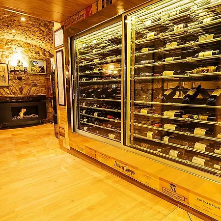 Hotel Hotel-restaurante La Quadra 3*