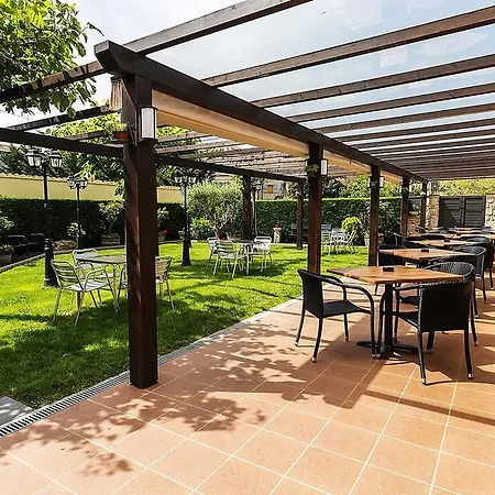 Hotel-restaurante La Quadra Maçanet de Cabrenys
